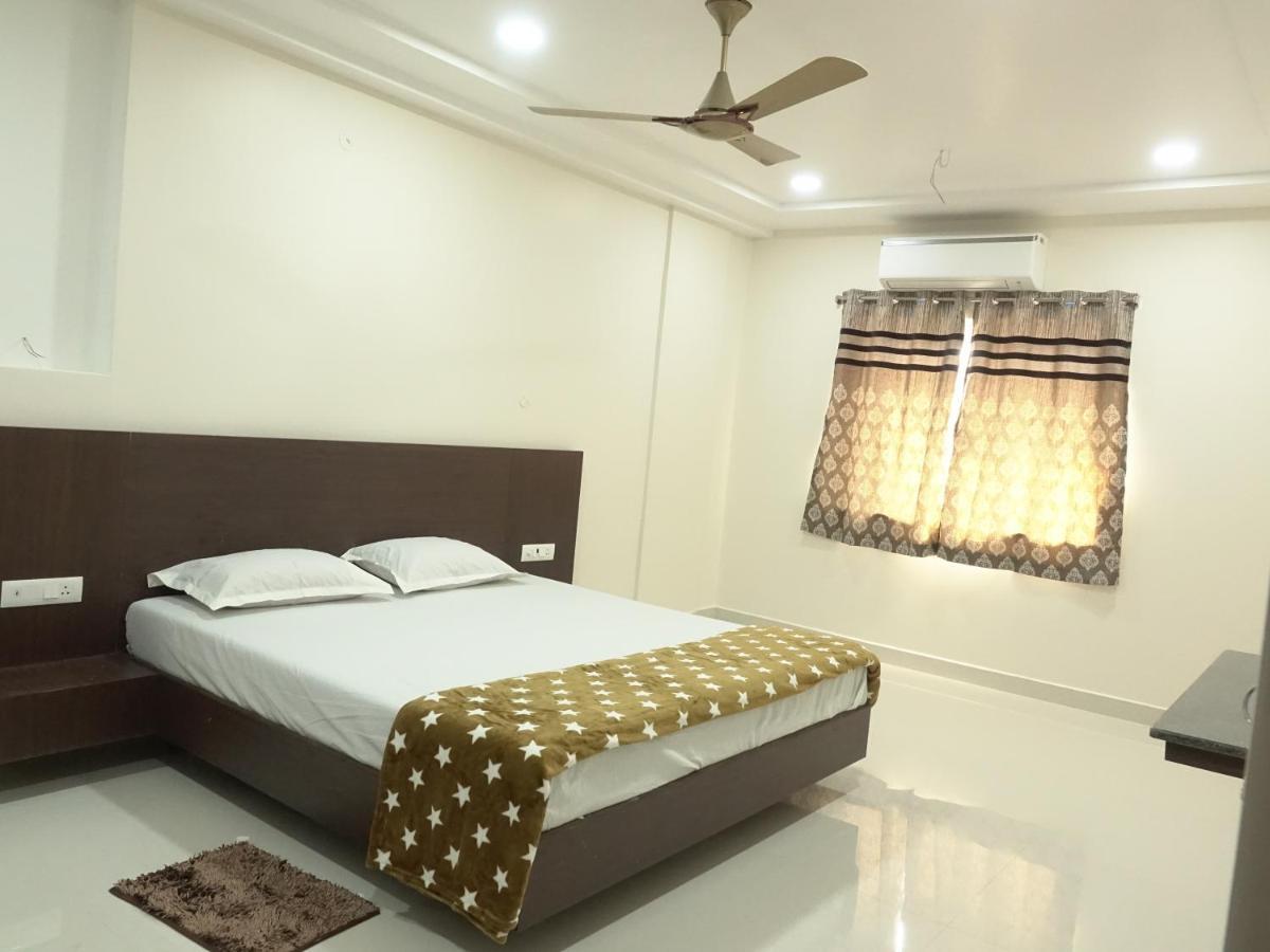 Eluru Sri Krishna Residency酒店 外观 照片