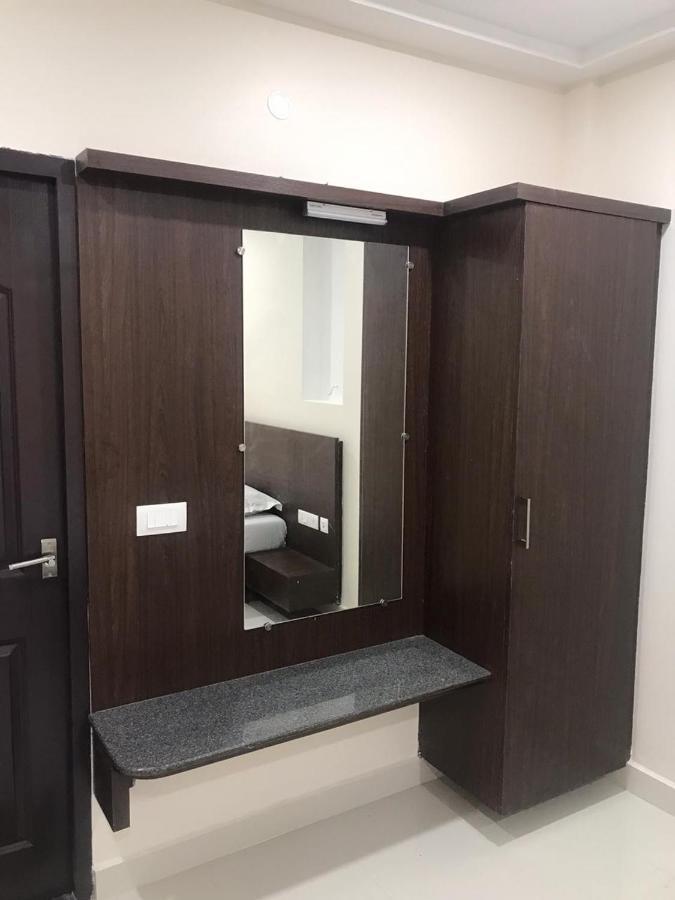 Eluru Sri Krishna Residency酒店 外观 照片